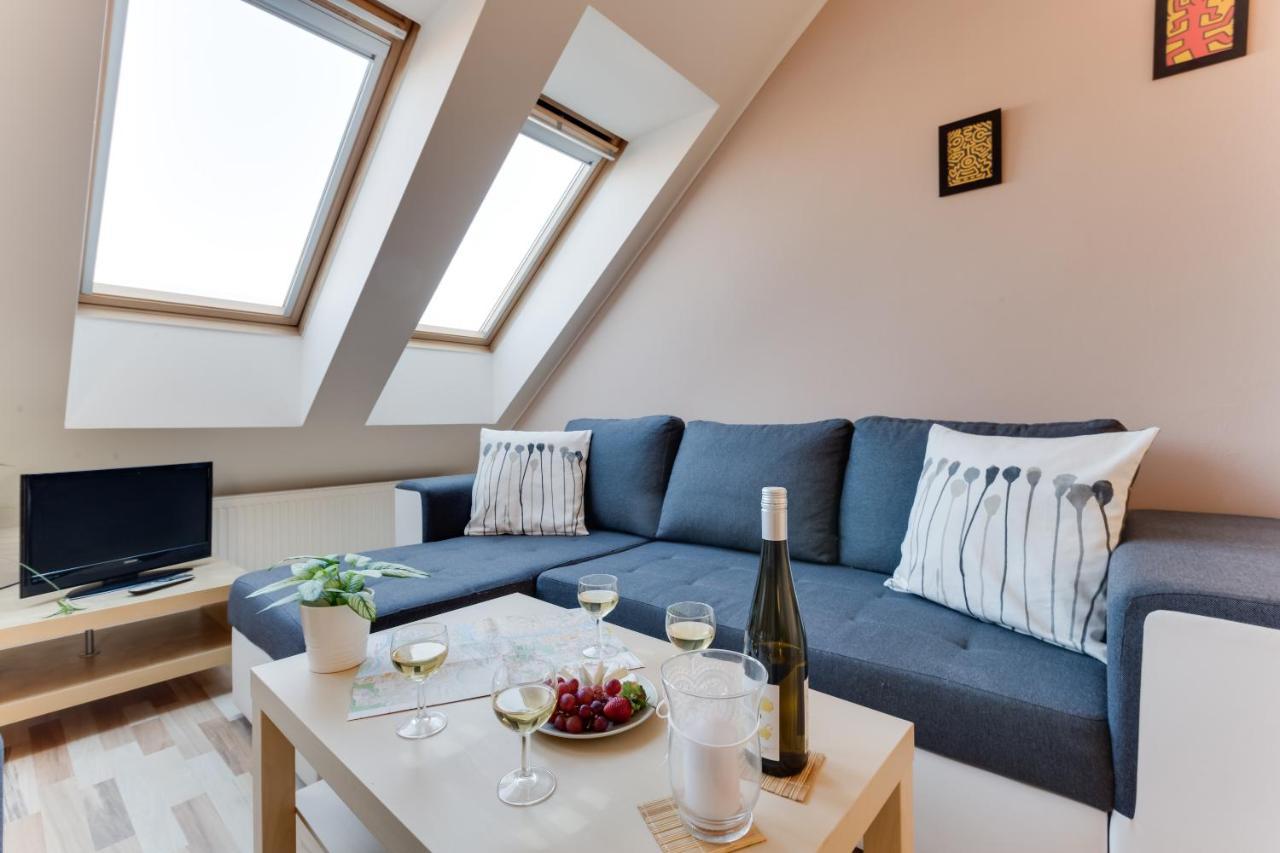 Jane'S Charming Apartment Prag Exterior foto
